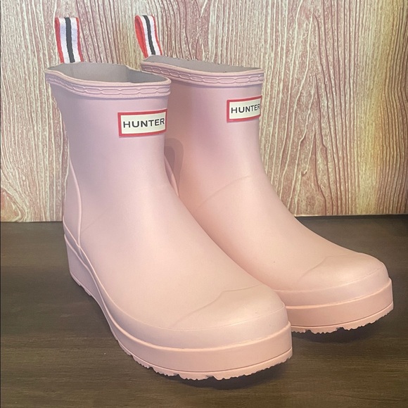 Hunter Shoes - New Hunter Women’s Play Short Azalea Pink Rain Boots